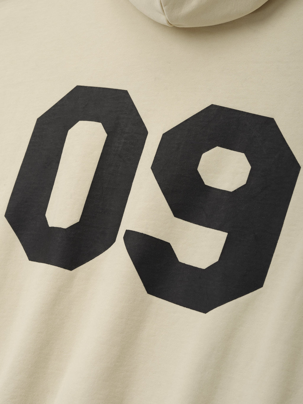 09 Classic Hoodie