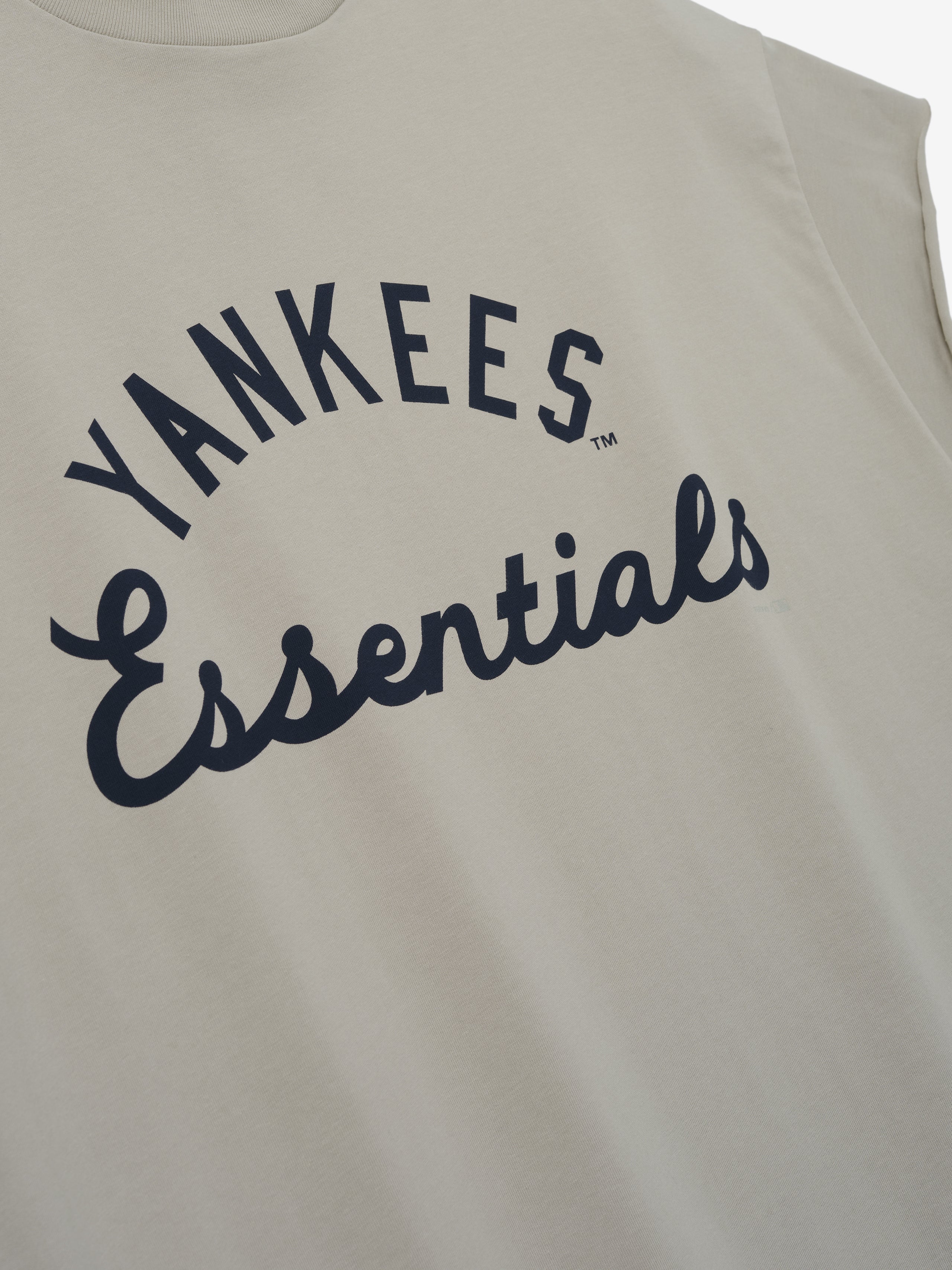 Yankees 90s Cut Off