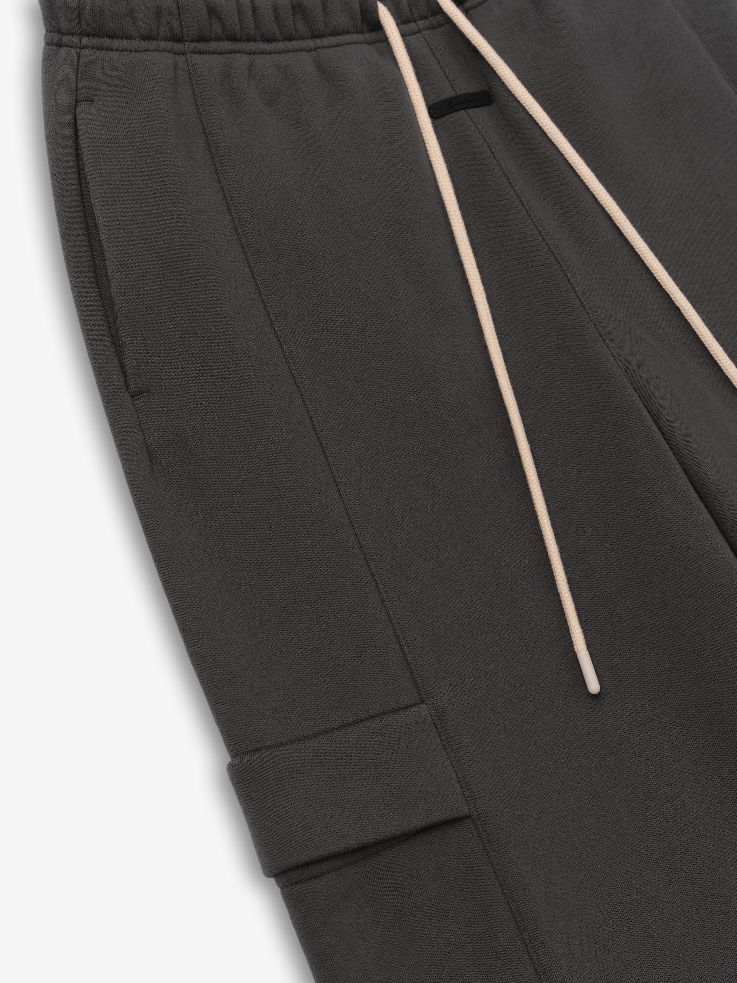 Womens Fleece Cargo Relaxed Sweatpant