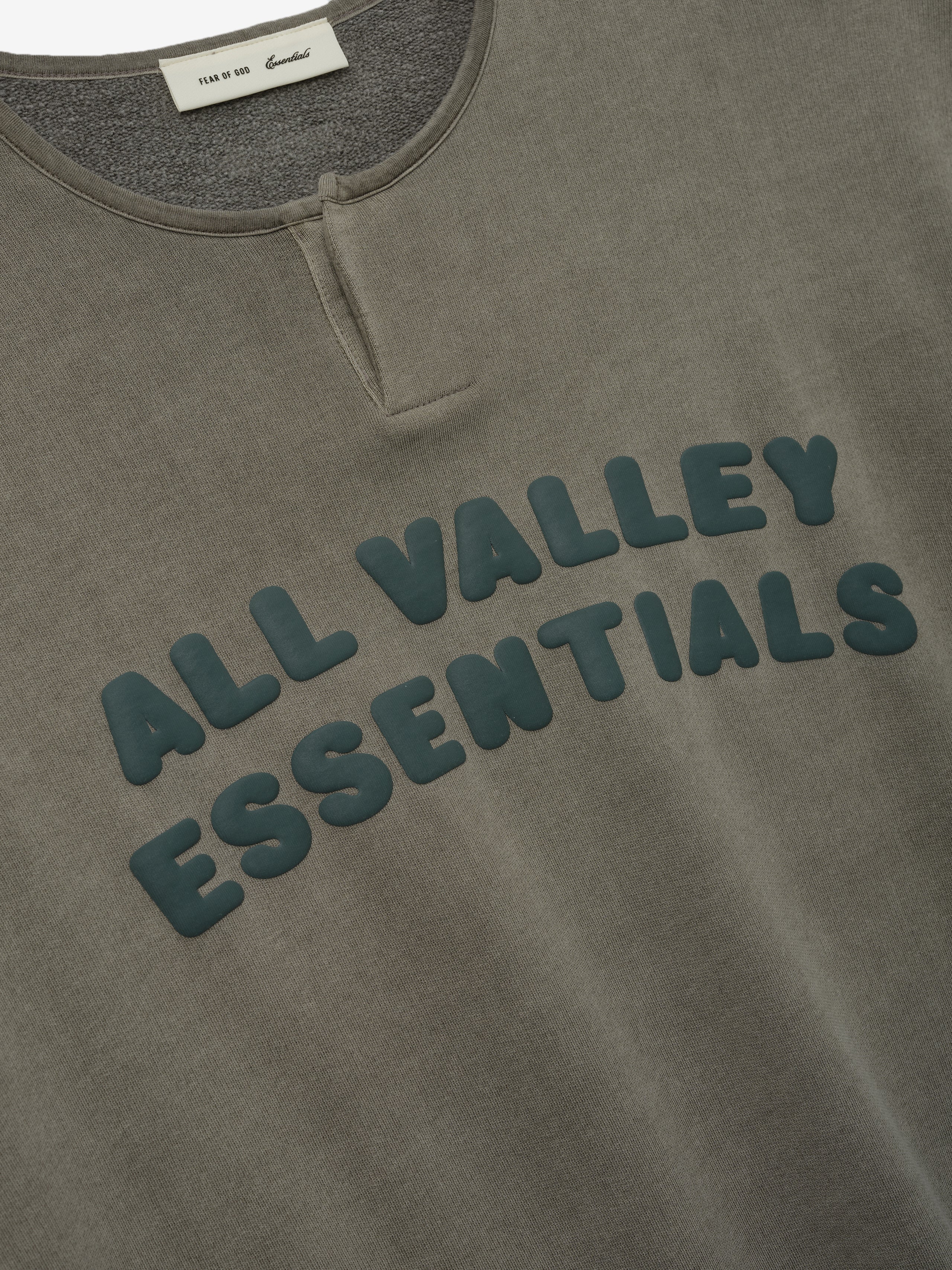 3/4 Henley Sweatshirt
