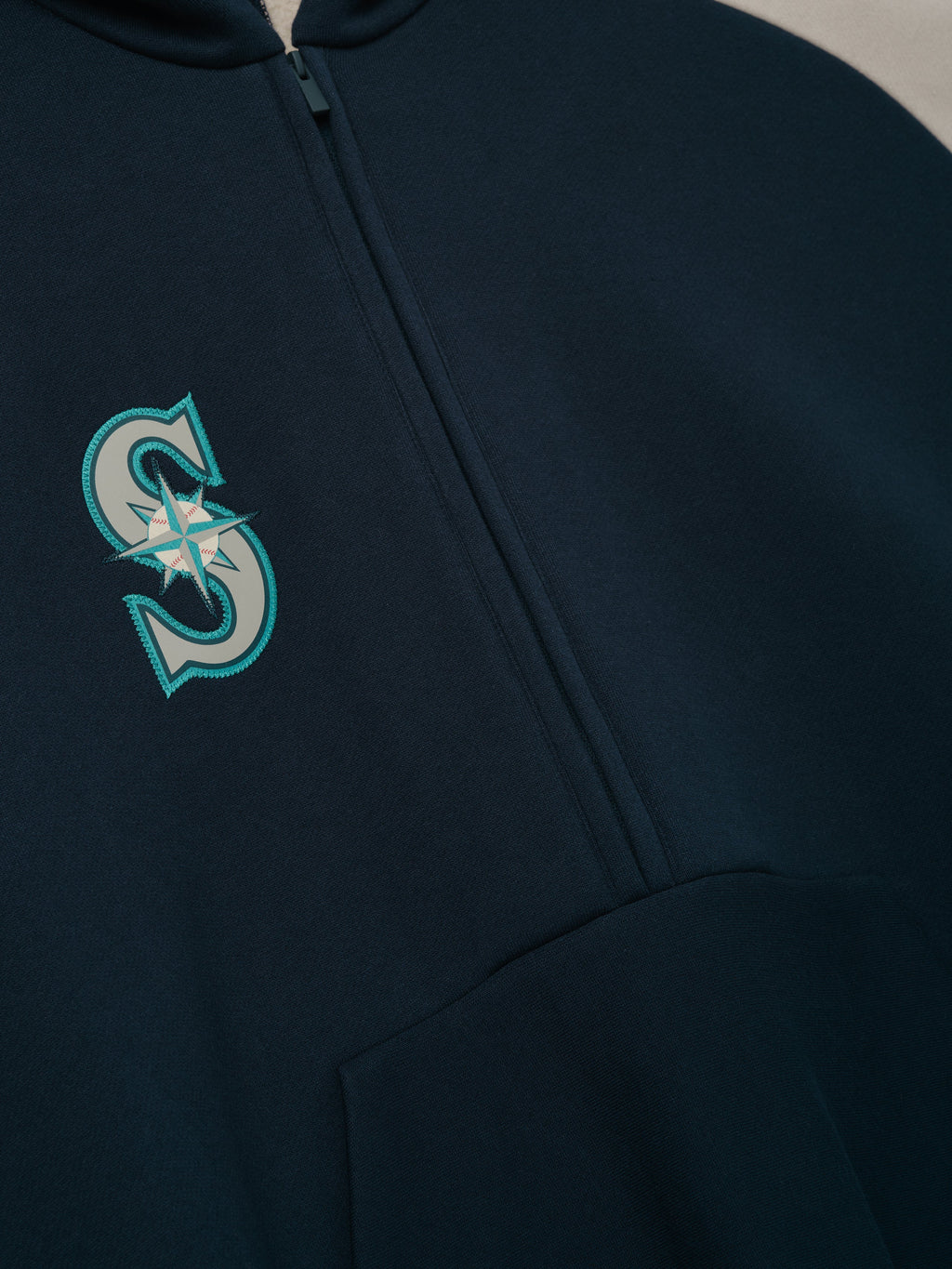 Mariners Raglan Half Zip Sport Hoodie