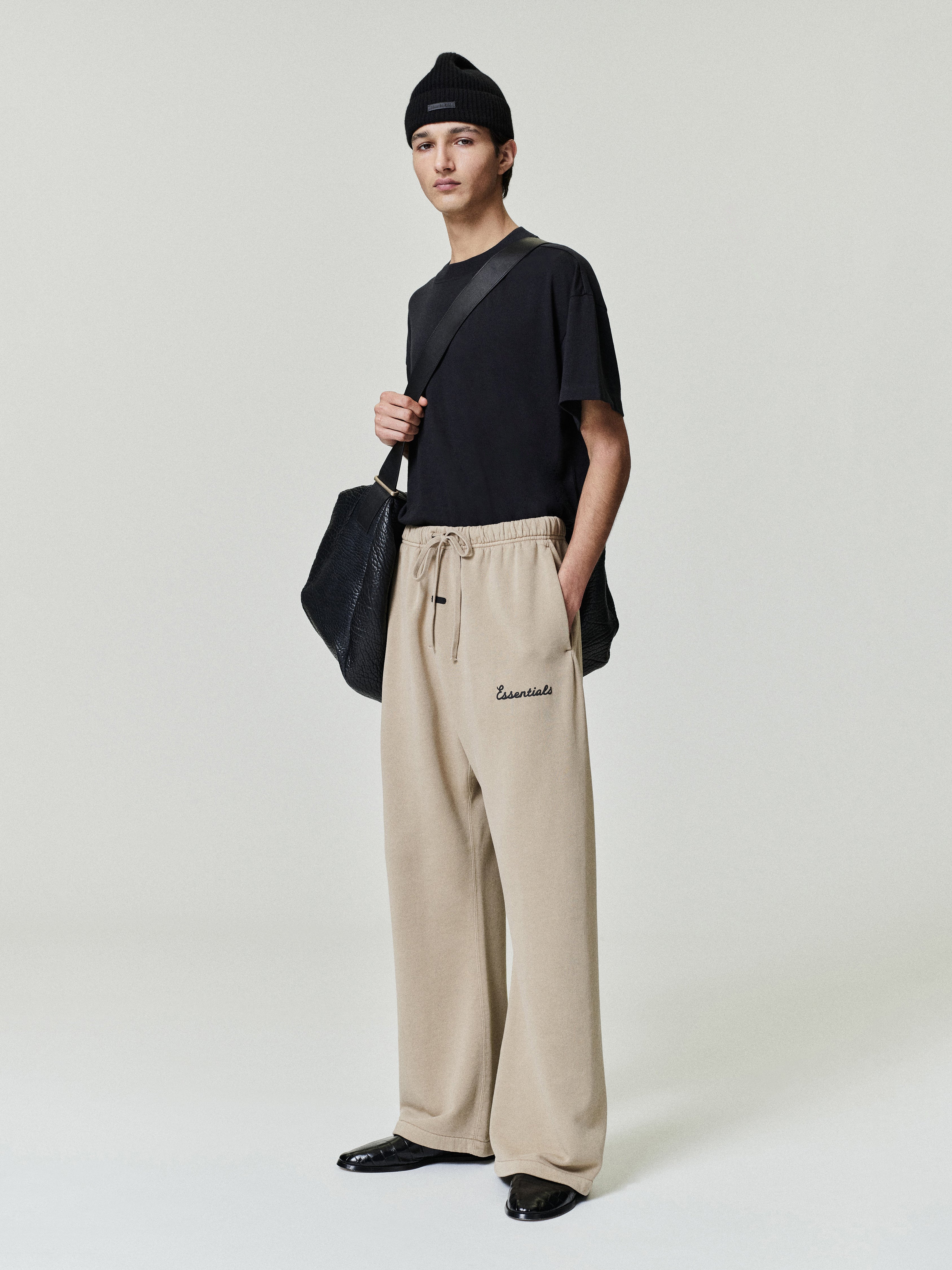 Training Classic Flare Sweatpant